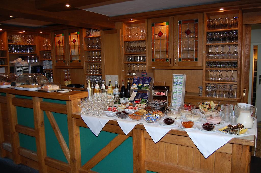 Landgasthof Jaegerstuebchen Neustadt an der Weinstraße Extérieur photo